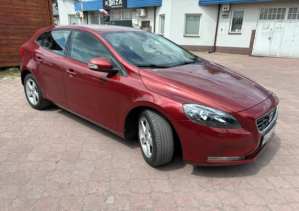 Volvo V40 cena 37900 przebieg: 192000, rok produkcji 2013 z Radom małe 154